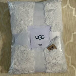 UGG Adalee Throw Blanket, natural white